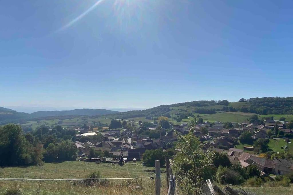 Au Moryllon Villa Lompnas Exteriör bild
